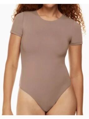 Aritzia Contour Bodysuit